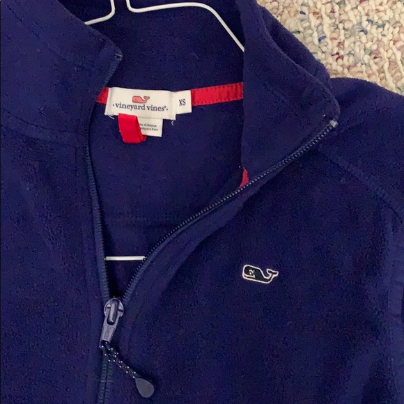 vineyard vines vest - Picture 2 of 2